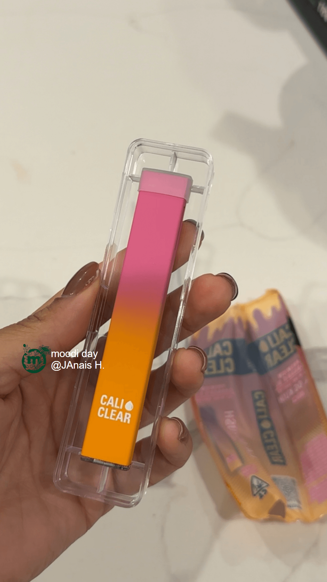 elf bar vape uk CALI CLEAR 2G DISPOSABLE main image 1